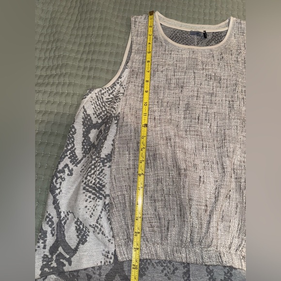 New AKEMI + KIN Marietta Cocoon Top Shirt Blouse Gray Snake Skin Anthropologie L - Picture 7 of 14